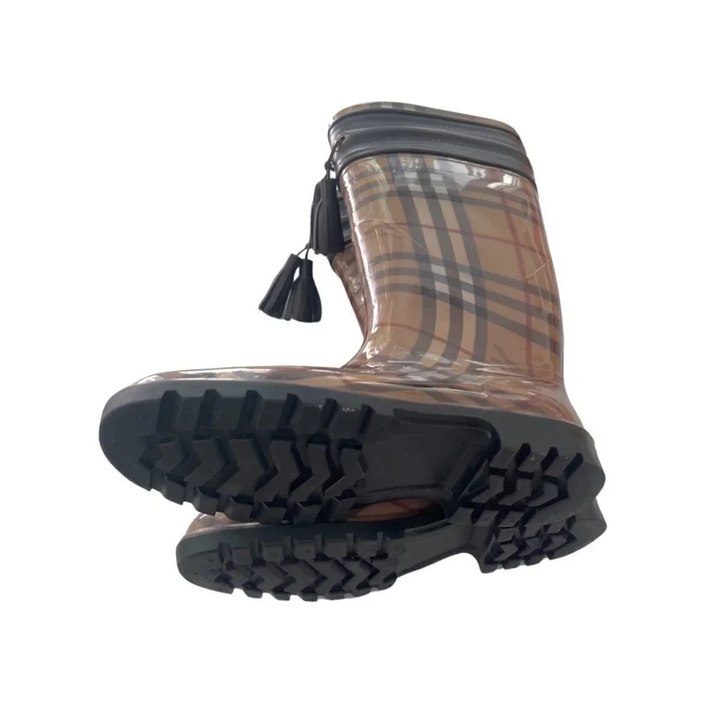 BurberryNova check pattern rubber tassel rain boots size 38